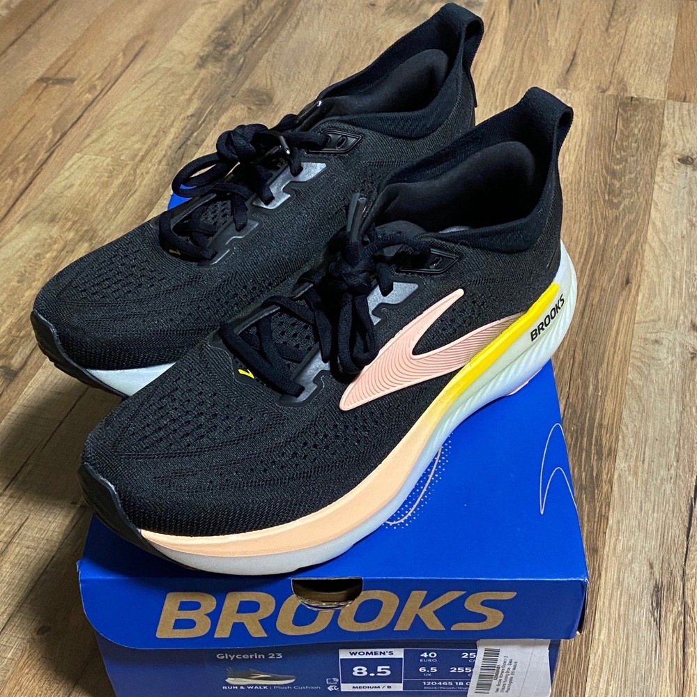 Brooks Glycerin 23 Womens Running Shoes Black Peach Nightlife Size 8.5 B NIB